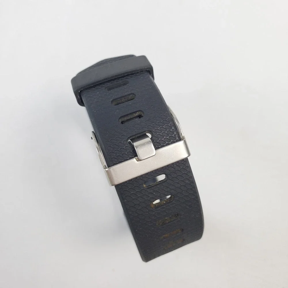 Fitbit Charge 2 Black Band w/ Cable, Extra Band - CRACKED SCREEN FOR PARTS